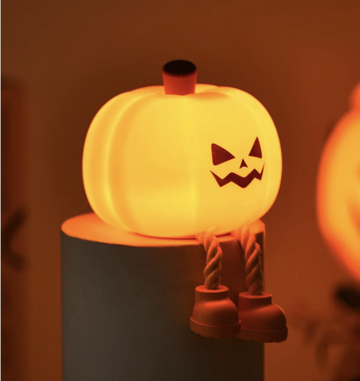 Cute LED Pumpkin Halloween Night Light - Image 4