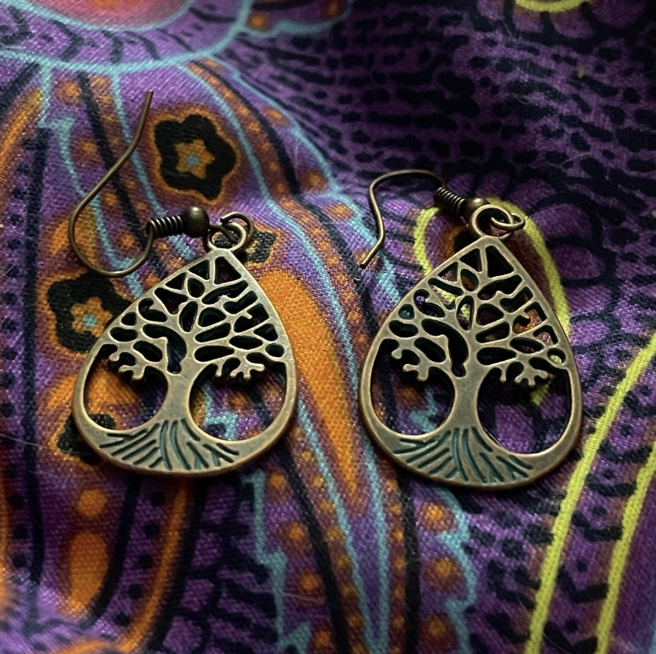 New Green Patina Bronze Celtic Spiritual Tree of Life Bohemien Dangle Earrings - Image 4