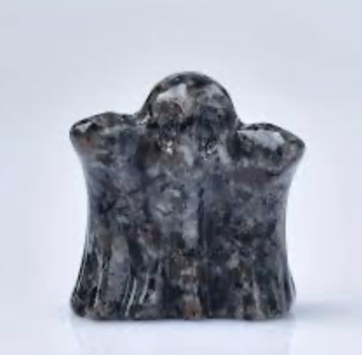 Hand-Carved Yooperlite Ghost Figurine – UV-Reactive Flame Stone Crystal - Image 4